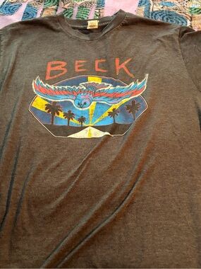 Graphic Beck Concert Short Sleeve Tee - Charcoal unisex M